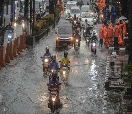 Ilustrasi cuaca Riau masih akan diguyur hujan hingga malam hari (foto/tempo)